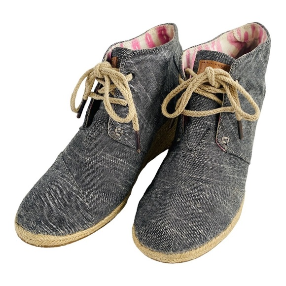 TOMS Chambray Desert Wedge Lace Up Booties - Picture 7 of 14